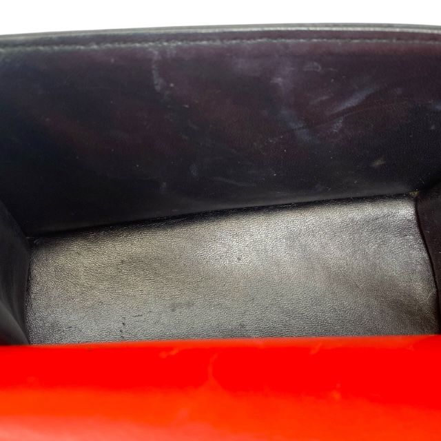  ロエベ バルセロナ ショルダーバッグ クロスボディバッグ 肩掛け 斜め掛け ロゴ レザー レッド LOEWE レディース 上品 感 エレガント メッセンジャーバッグ ショルダーバッグ