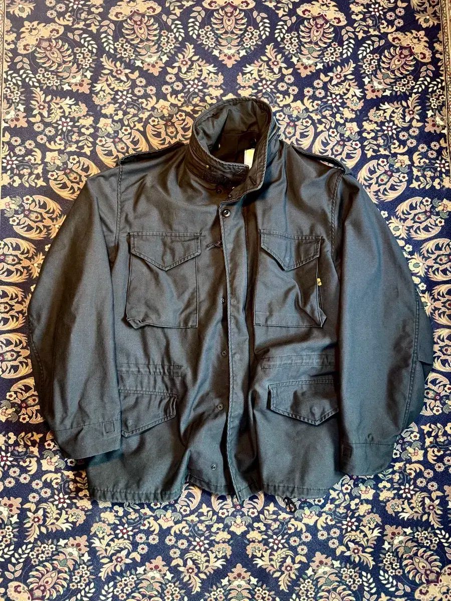 アルファインダストリーズ M-65 フィールドジャケット
