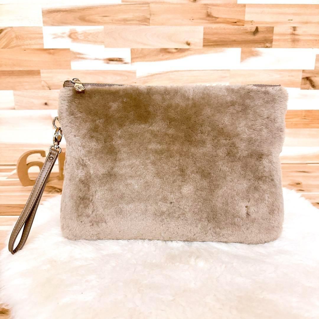 クラッチバッグ