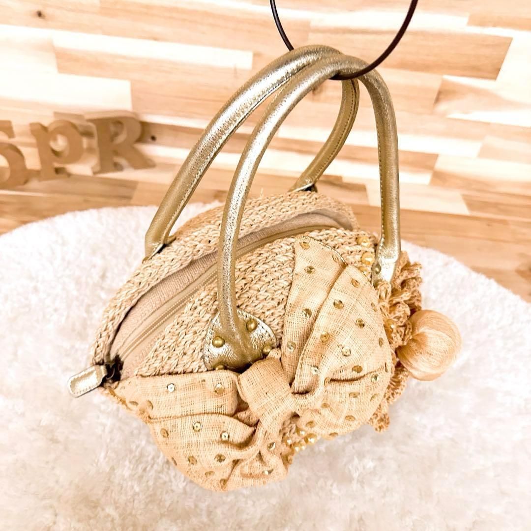 新品未使用【alfajillアルファジル】かごバッグ スパンコール 蝶々ビジュー アルファジル】ALFAJILL 立体フラワー リボン かごバッグ スパンコール