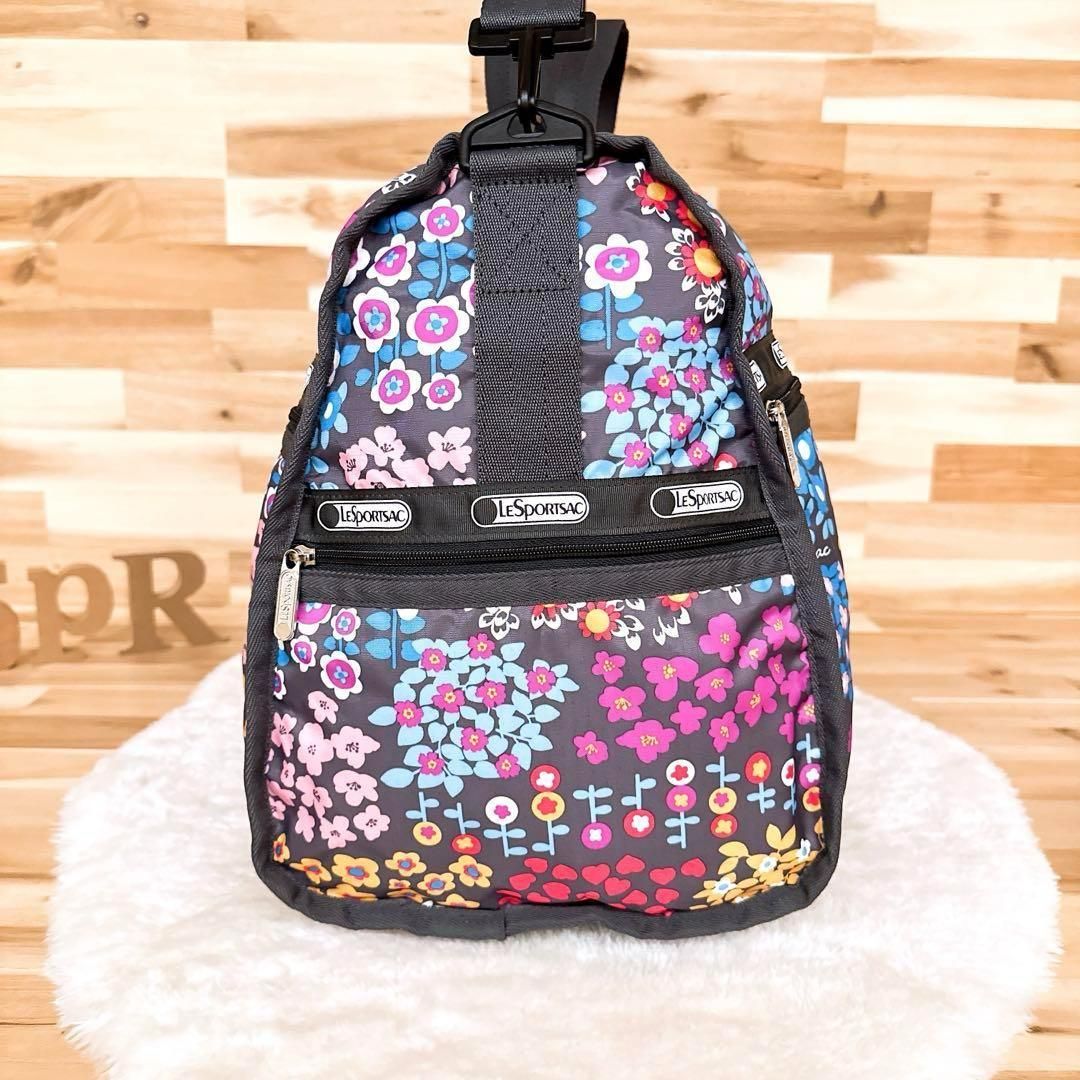 美品【レスポートサック】カラフル フラワー ボストンバッグ 花柄 美品【レスポートサック】カラフル フラワー ボストンバッグ 花柄