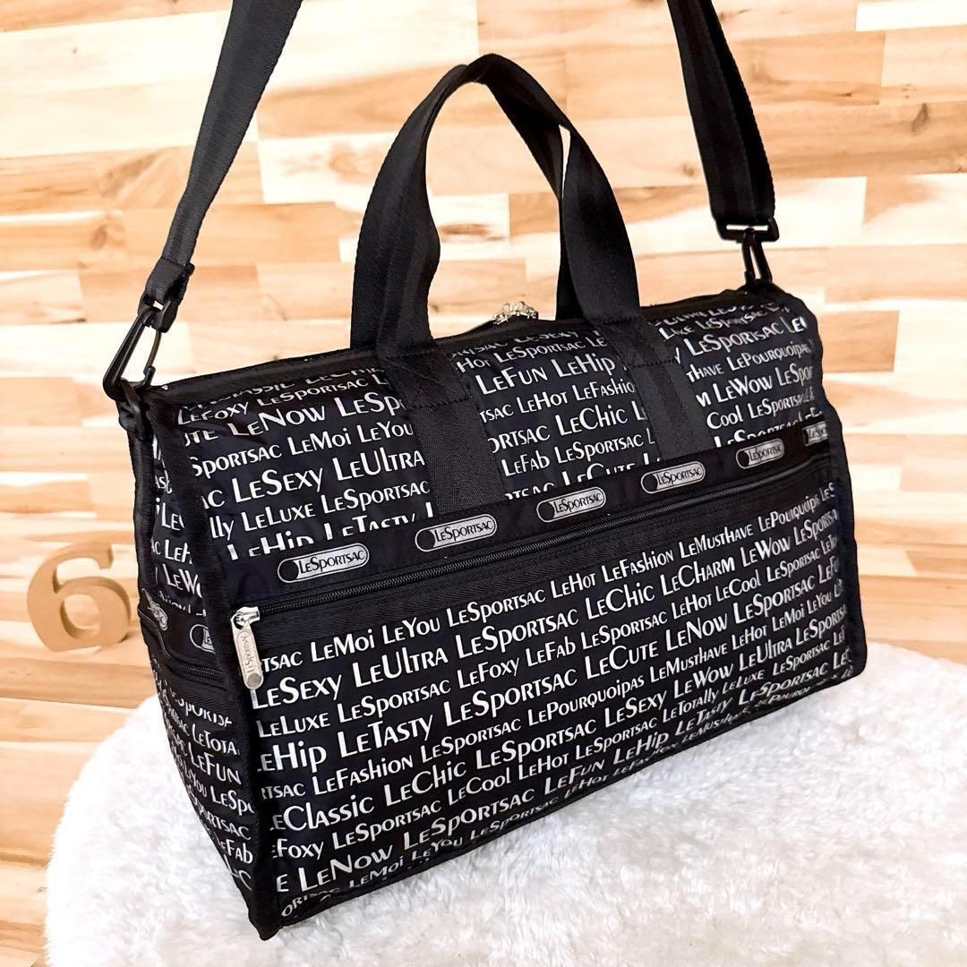 レスポートサック】モノトーン 英字 ロゴ 2wayボストンバッグ 総柄 黒