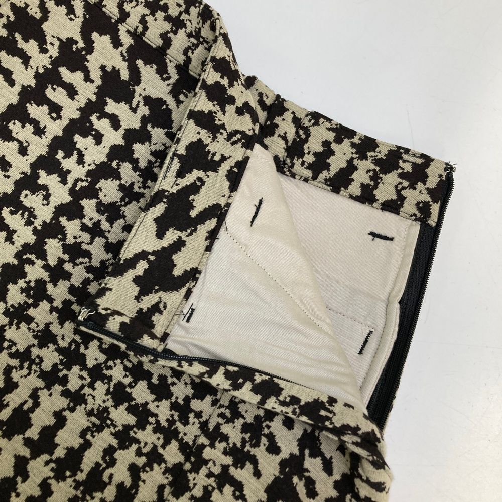  サイズ 0 MASTER BUNNY EDITION マスターバニーエディション スカート 総柄 ベージュ系 ゴルフウェア レディース ストスト スカート レディースウェア