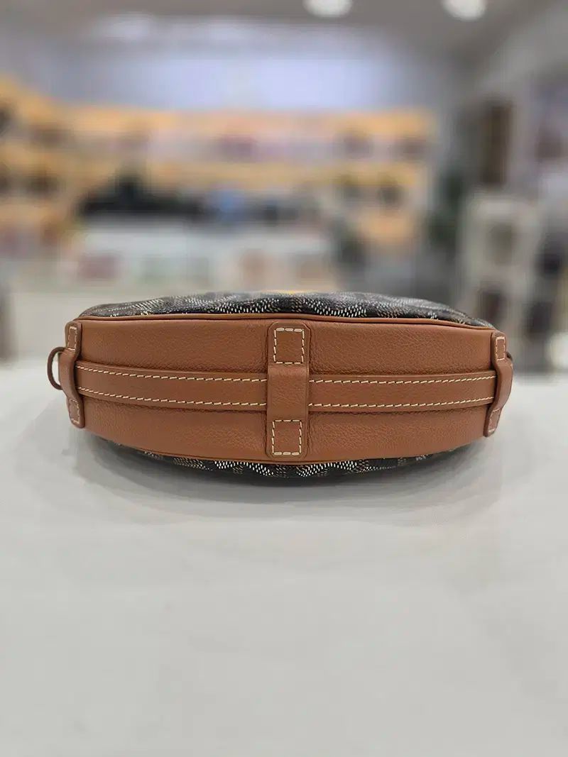 ヒロンデル クロスバック