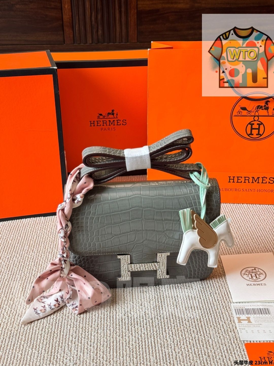 今日 Hermes エルメス コンスタンススチュワーデスバッグ 24k金のHクリップを採用