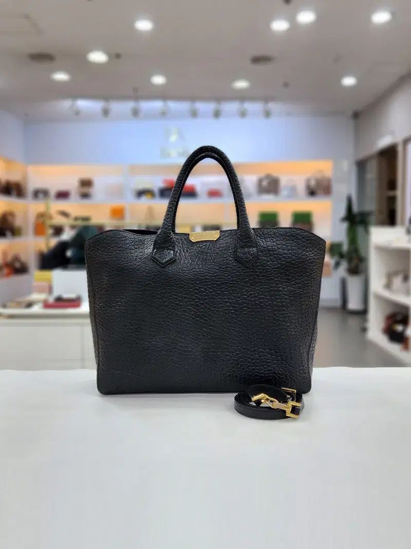 バーバリー グレインレザー カーフスキン Duesbury ゴールド金具 ショルダーバッグ 3928330