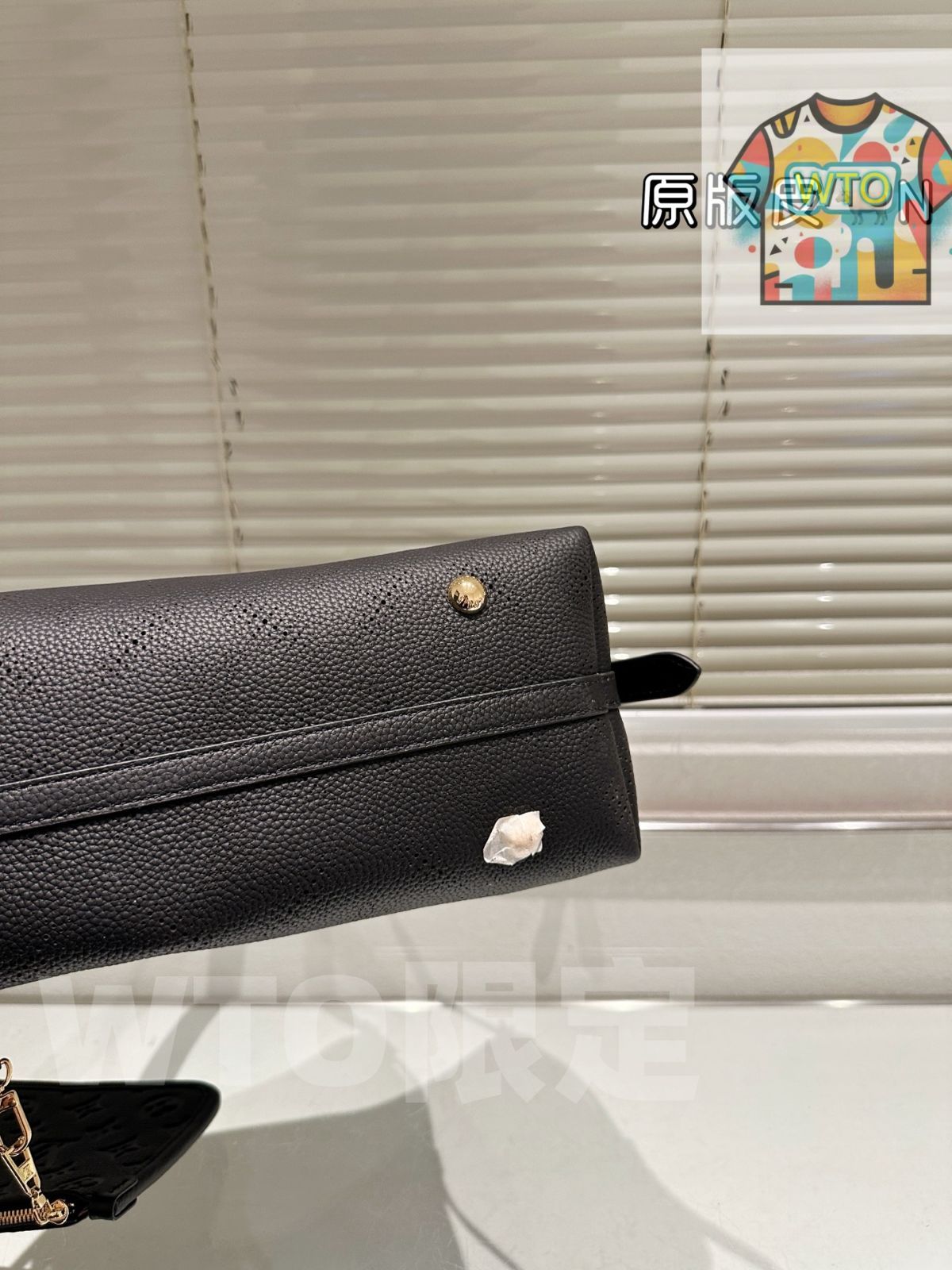  今日 LV ルイ ヴィトン キャリーオール 暗紋ロゴが控えめで精巧 ハンドバッグ バッグ