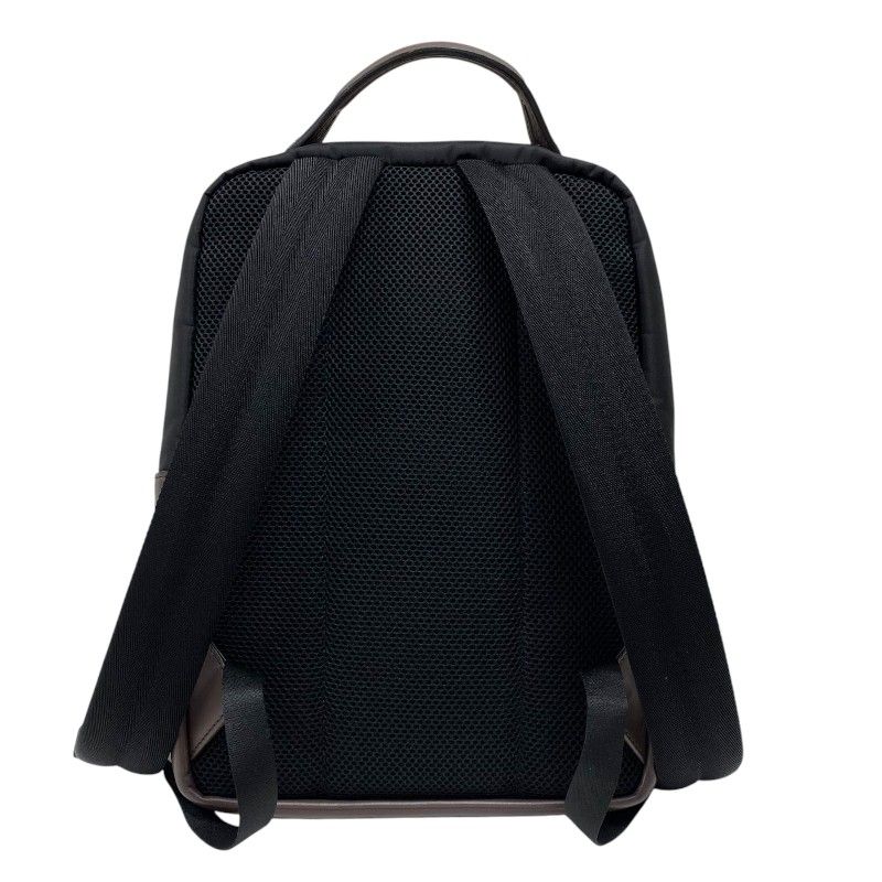 FENDI リュック フェンディ バックパック 7VZ047 ズッカ 美品 現行 FENDI リュック フェンディ バックパック 7VZ047 ズッカ 美品 現行