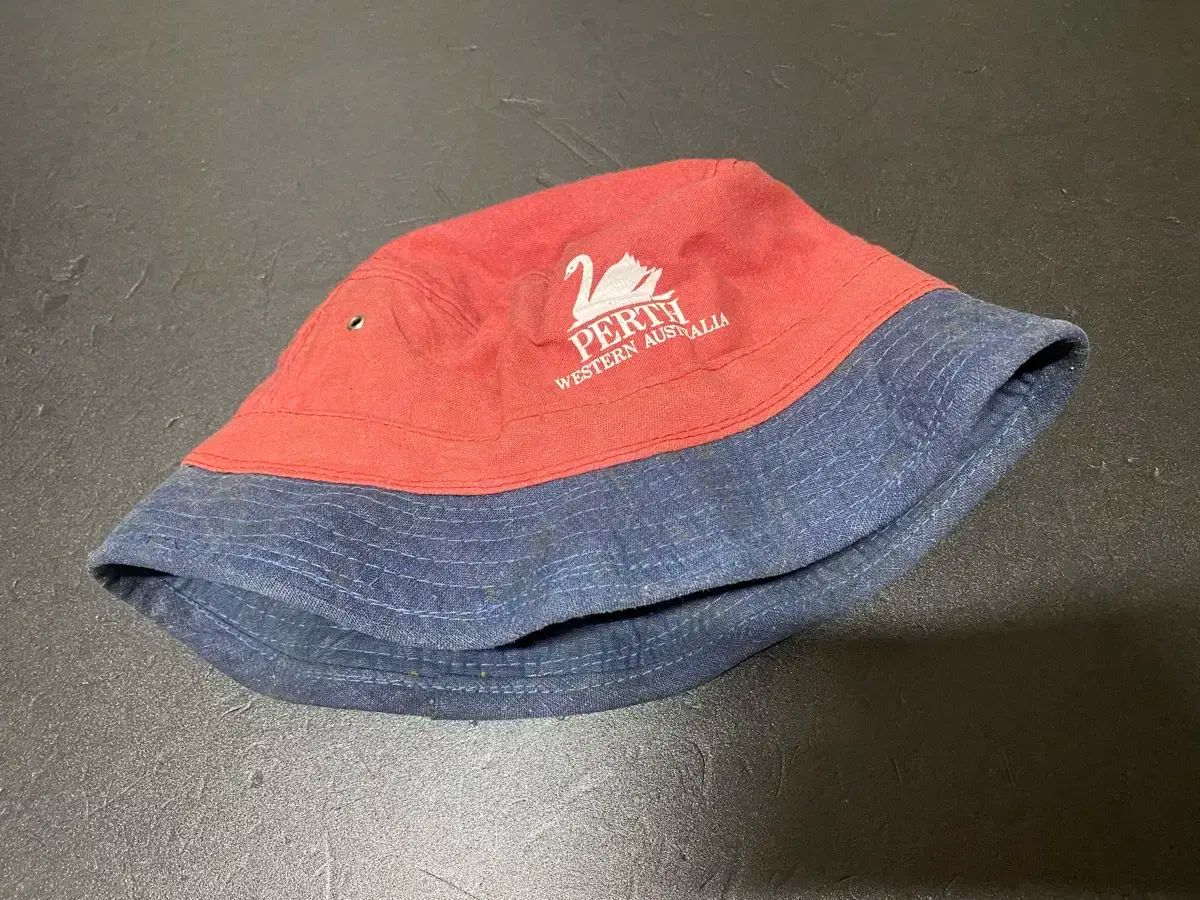 Perth washing バケットハット