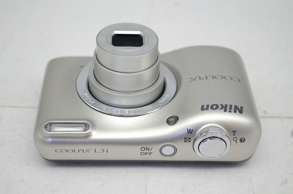 美品 Nikon ニコン COOLPIX L31 シルバー コンパクトデジタルカメラ