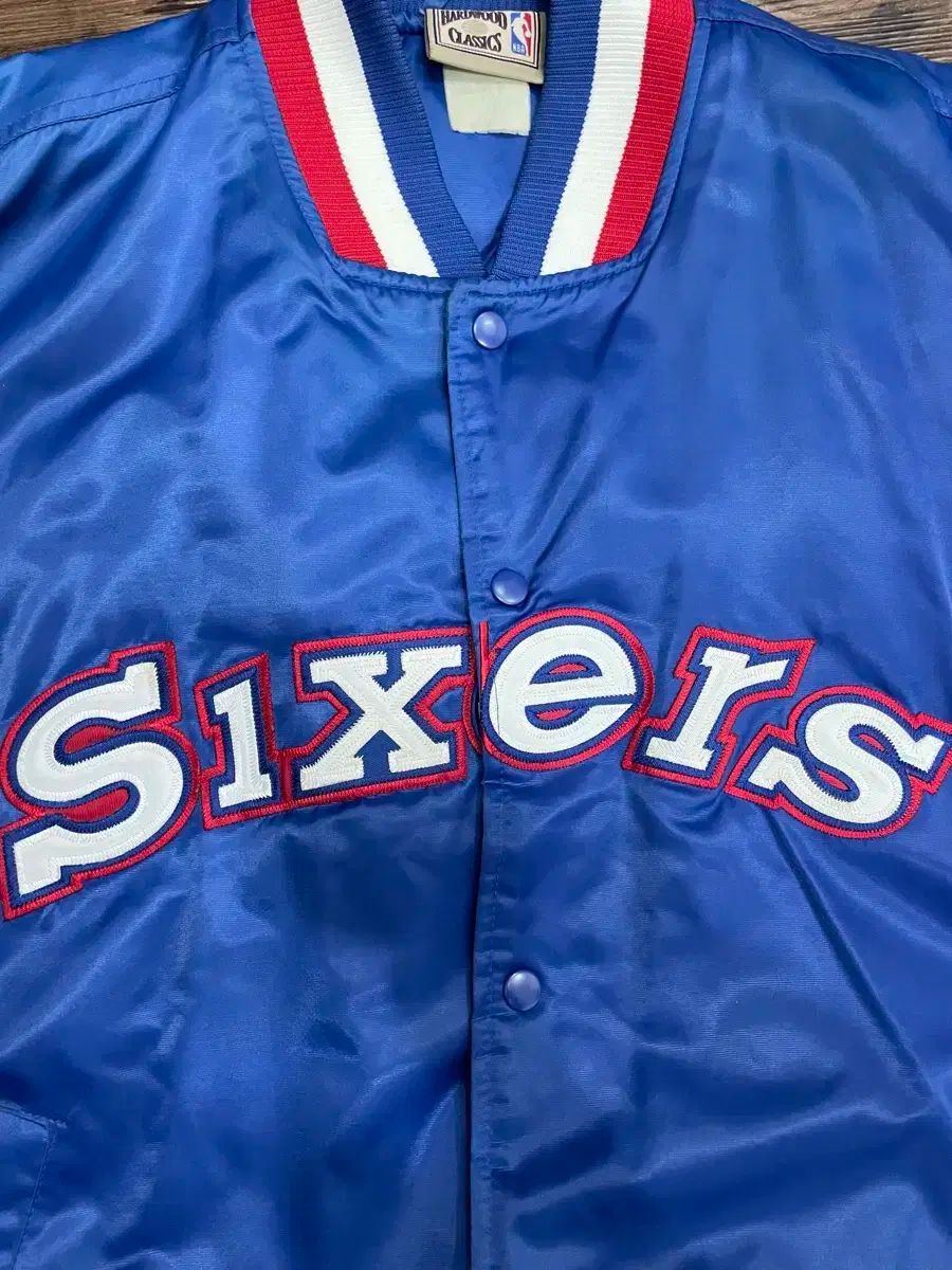 マジェスティック フィラデルフィア セブンティシクサーズ サテン ジャケット