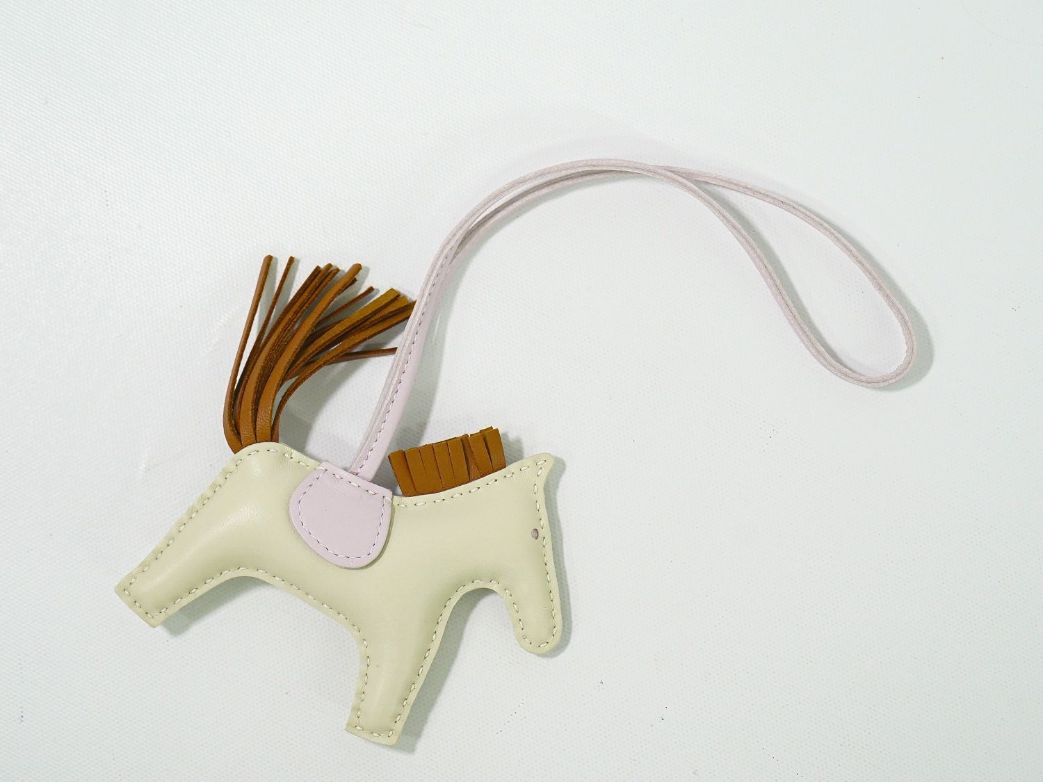 エルメス HERMES ロデオ ペガサス PM バッグチャーム チャーム レザー アイボリー ブラウン パープル 雑貨小物 フォロー割