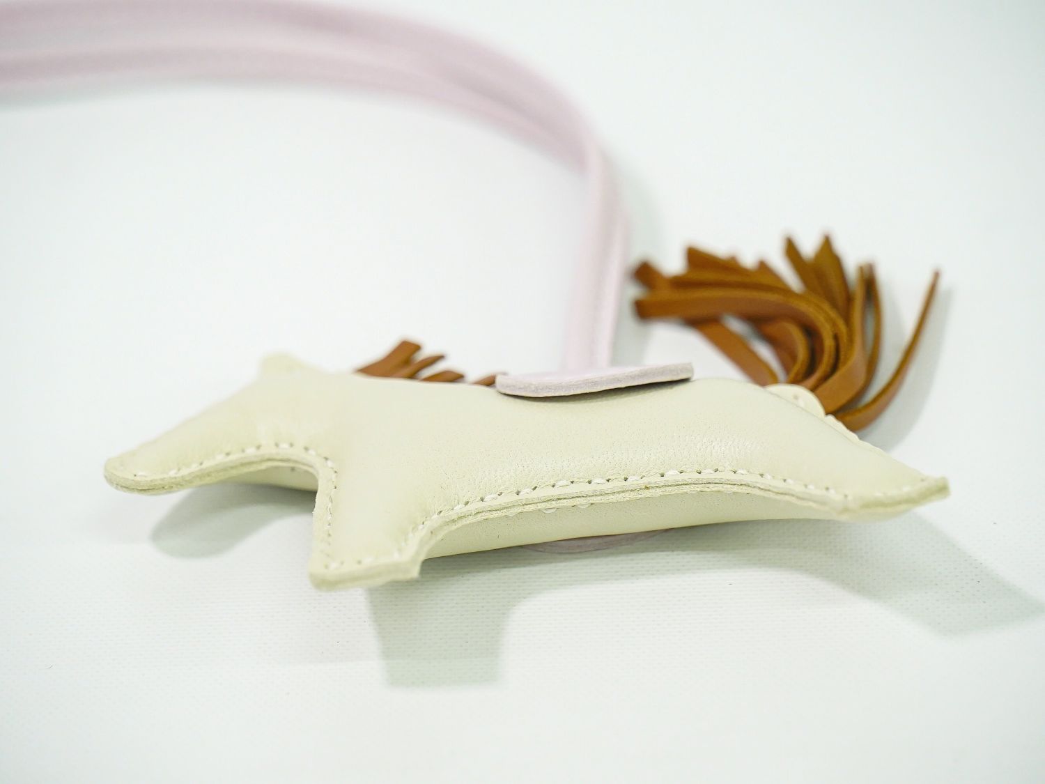  エルメス HERMES ロデオ ペガサス PM バッグチャーム チャーム レザー アイボリー ブラウン パープル 雑貨小物 フォロー割 その他 小物