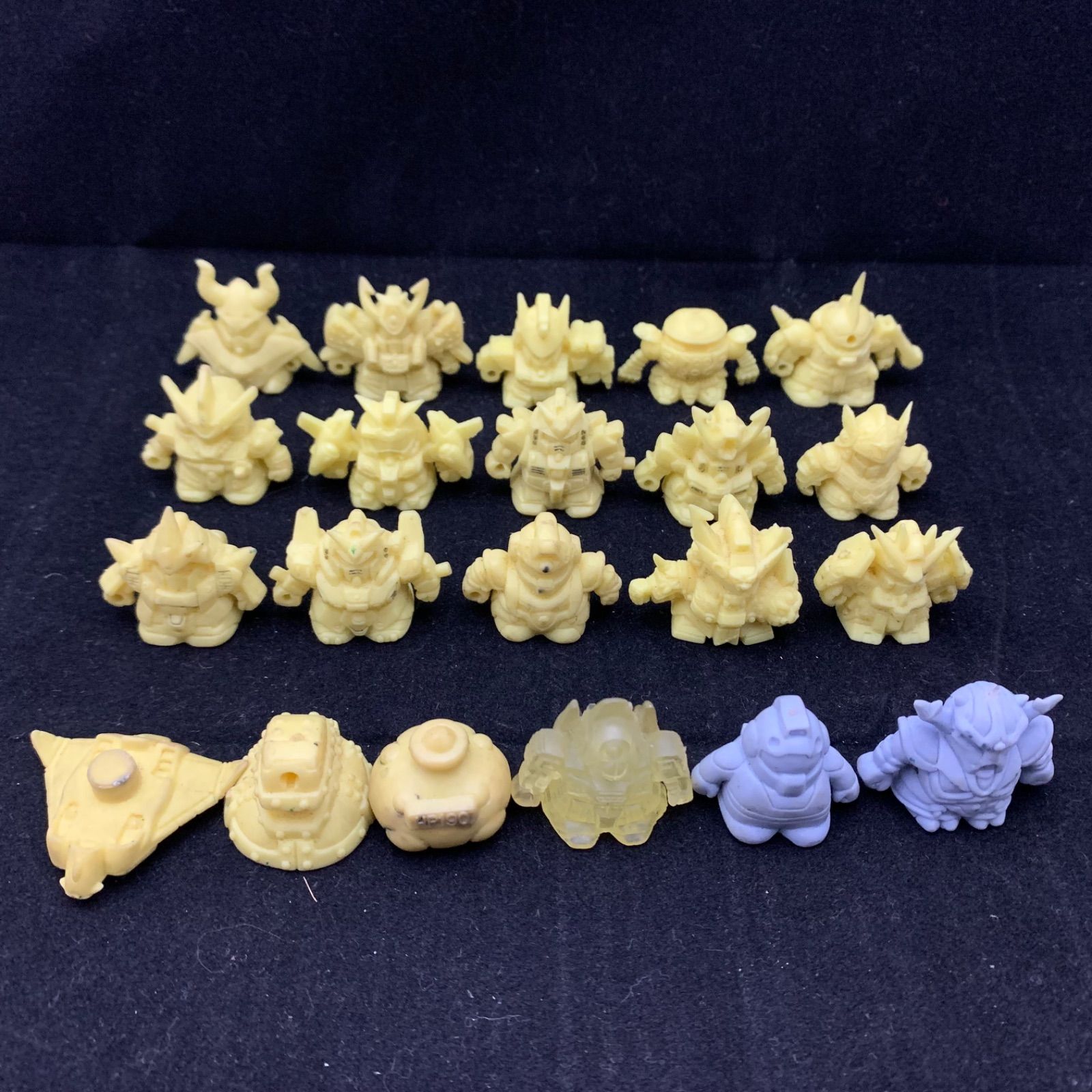 ガン消し ガンダム 消しゴム 大量 まとめ売り ジャンク - メルカリ