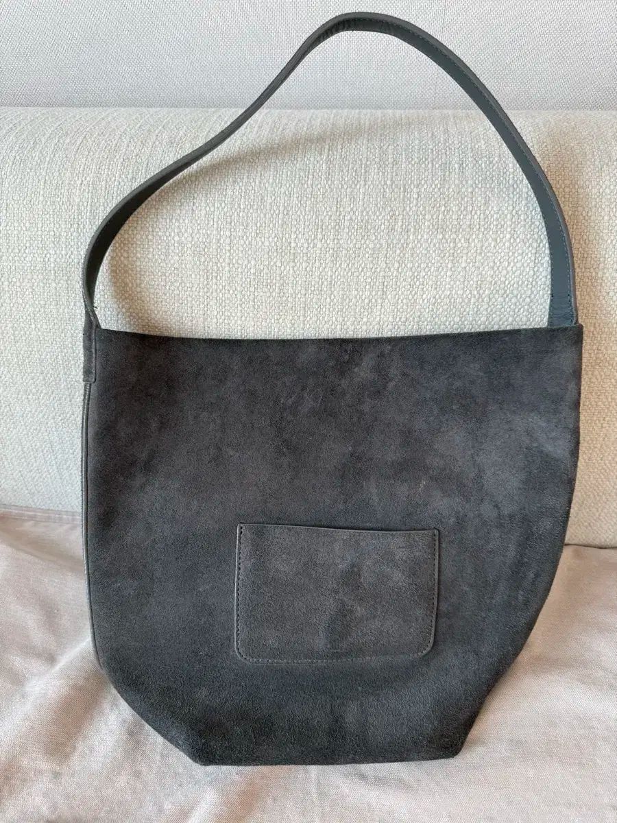 アッテ スウェード