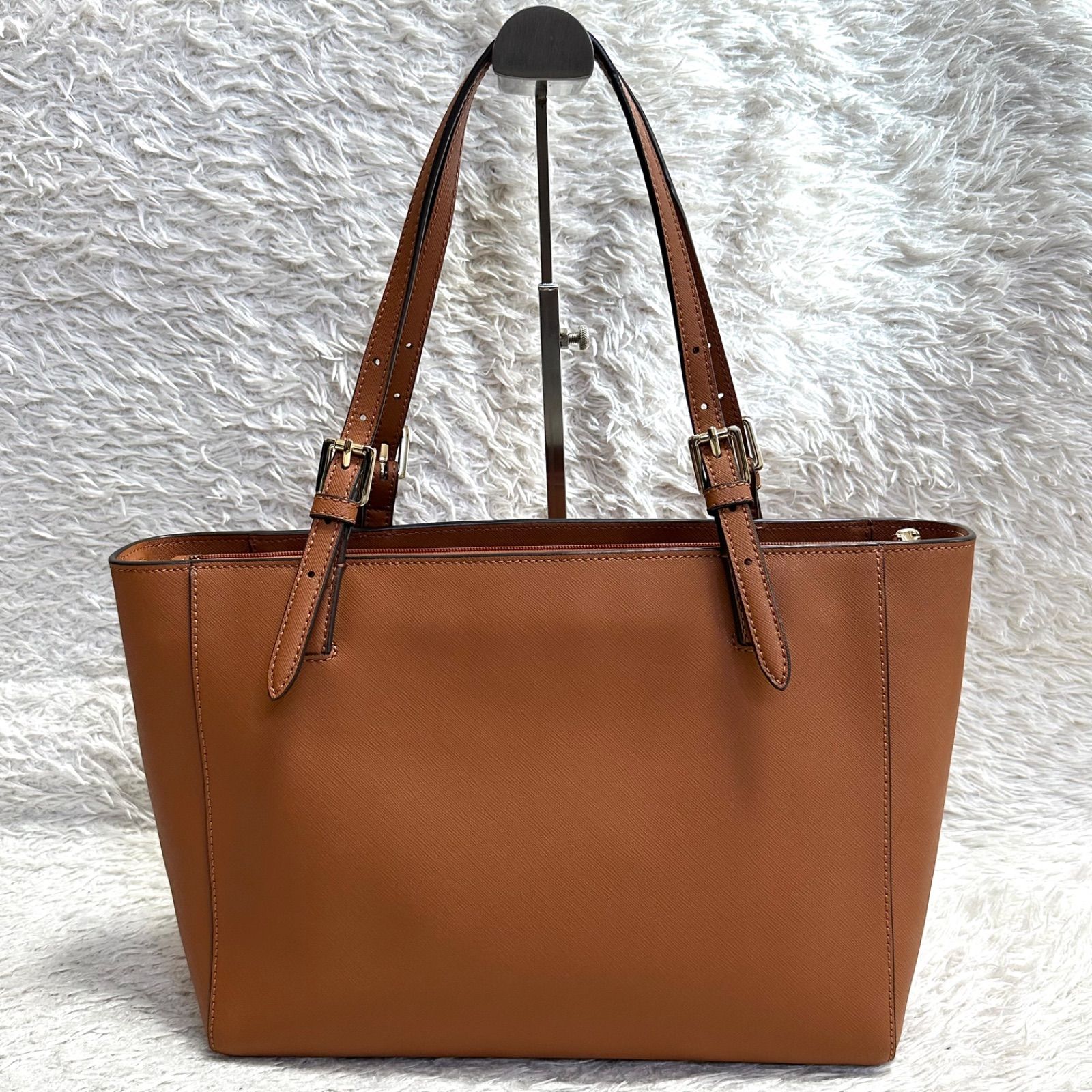 【極美品】トリーバーチ トートバッグ レザー A4可 肩掛け ベージュ エンボス 極美品】TORY BURCH トリーバーチ トートバッグ エマーソン レザー A4