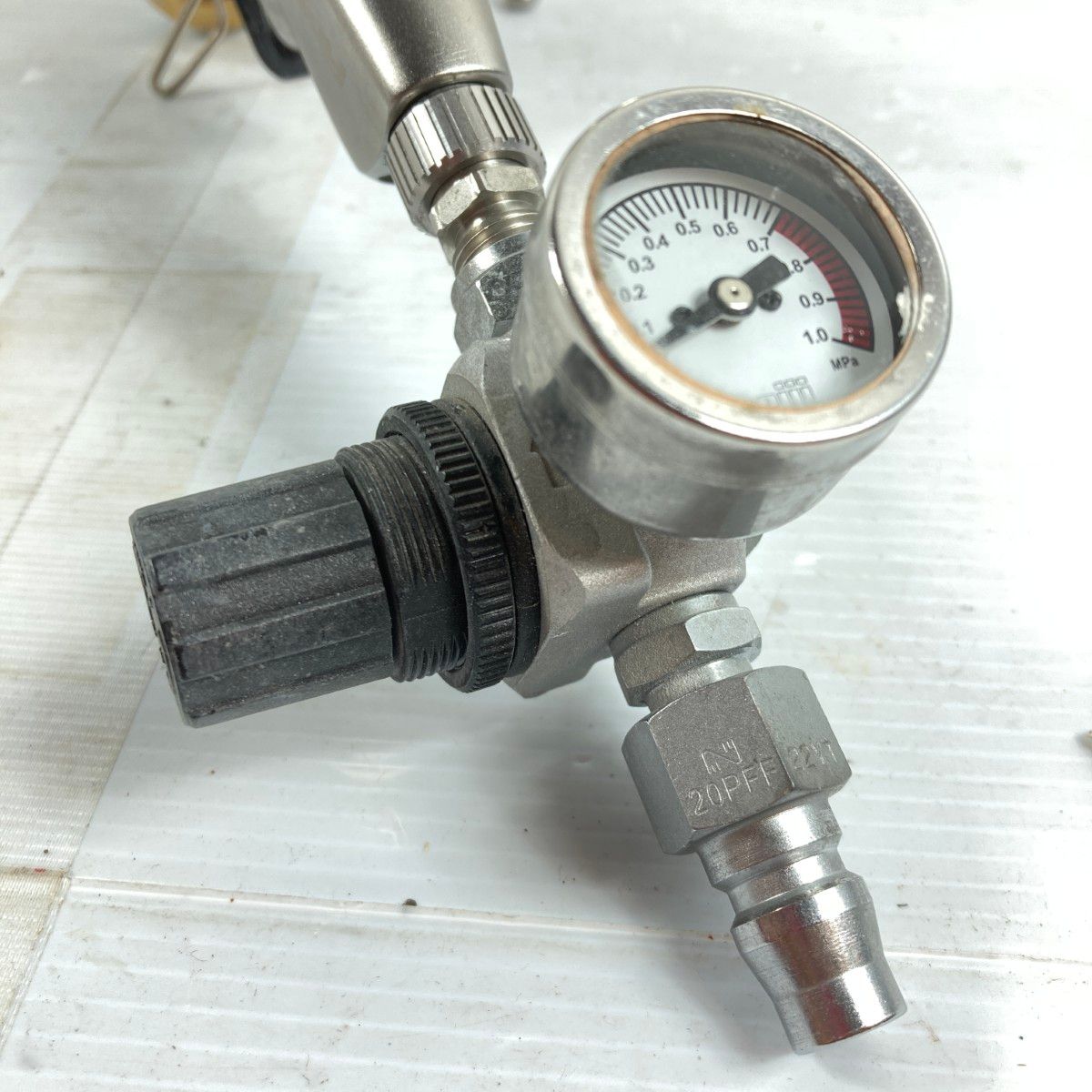  MEIJI 重力式 スプレーガン Finer-force カップ ゲージ付 その他 エアーツール