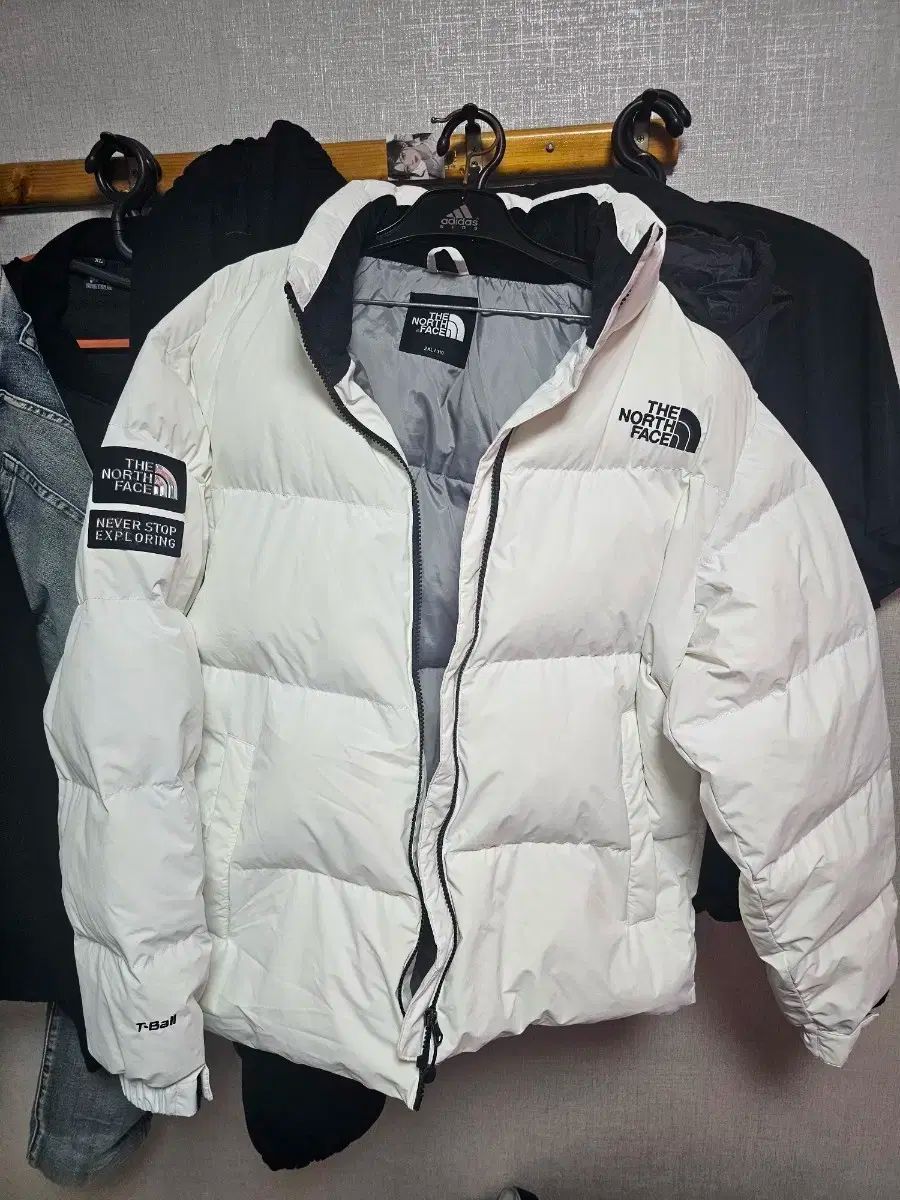動作保証 ザノースフェイス 白 ダウン T-Ball 完璧な