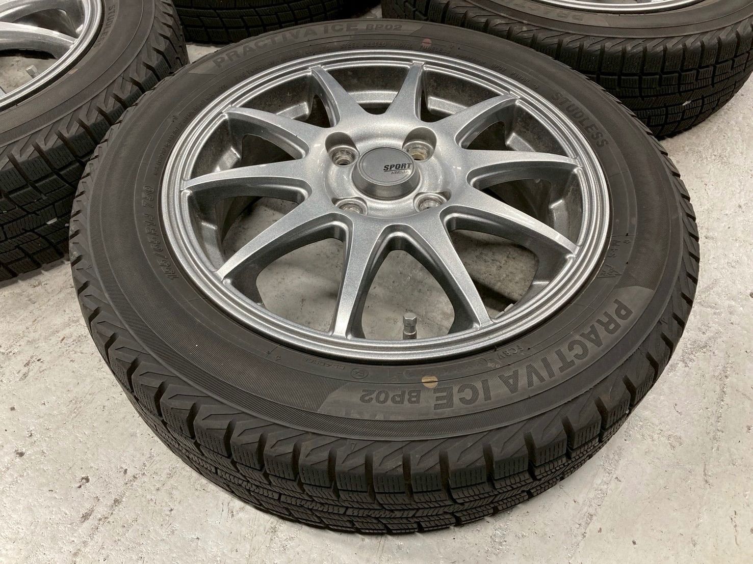 ホンダNワゴン スタッドレス4本セット