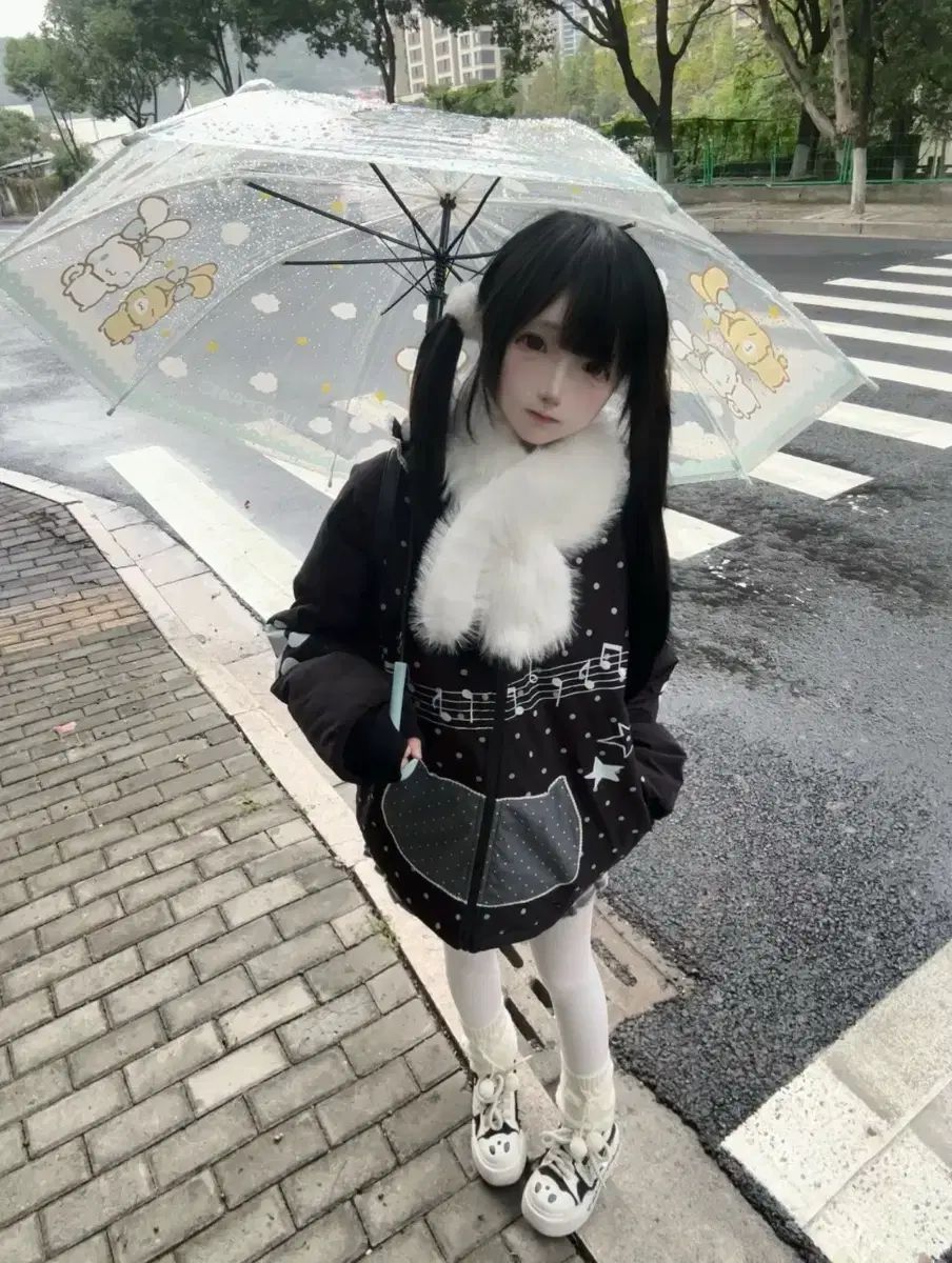 ドット アンド アンチック フーWHO キャット イヤリング マウンテンパーカー ダウン コート