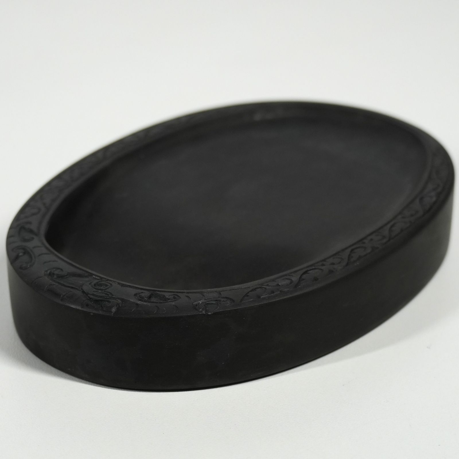 IM] 硯 天然石 文房四宝 蔓 木箱付き 書道 重さ595.5g 現状品 - メルカリ