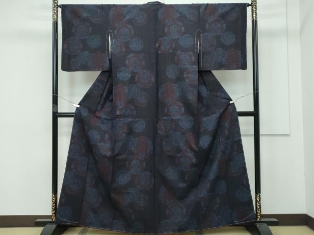 平和屋着物 上 本場結城紬 重要無形文化財 100亀甲 向かい鳥正倉院花文 大丸扱い s 5