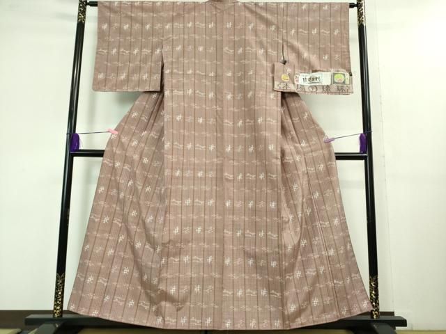 平和屋着物 上 本場琉球絣 手おり お城誠光作 薄柿色地 証紙付き kh 5