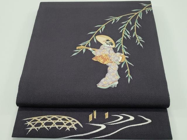 平和屋着物■極上　九寸開き名古屋帯　友禅　刺繍　枝垂れ柳人物文　金彩　鬼しぼ縮緬　紫黒色地　逸品　CZAA4136s5 平和屋着物□極上 九寸開き名古屋帯 友禅 刺繍 枝垂れ柳人物文 金彩 鬼