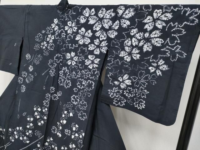 有松鳴海絞り 枝垂れ桜文