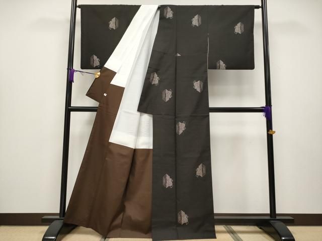  平和屋着物 上 本場大島紬 9マルキ 地空き 亀甲仕覆花文 s 5 紬 着物