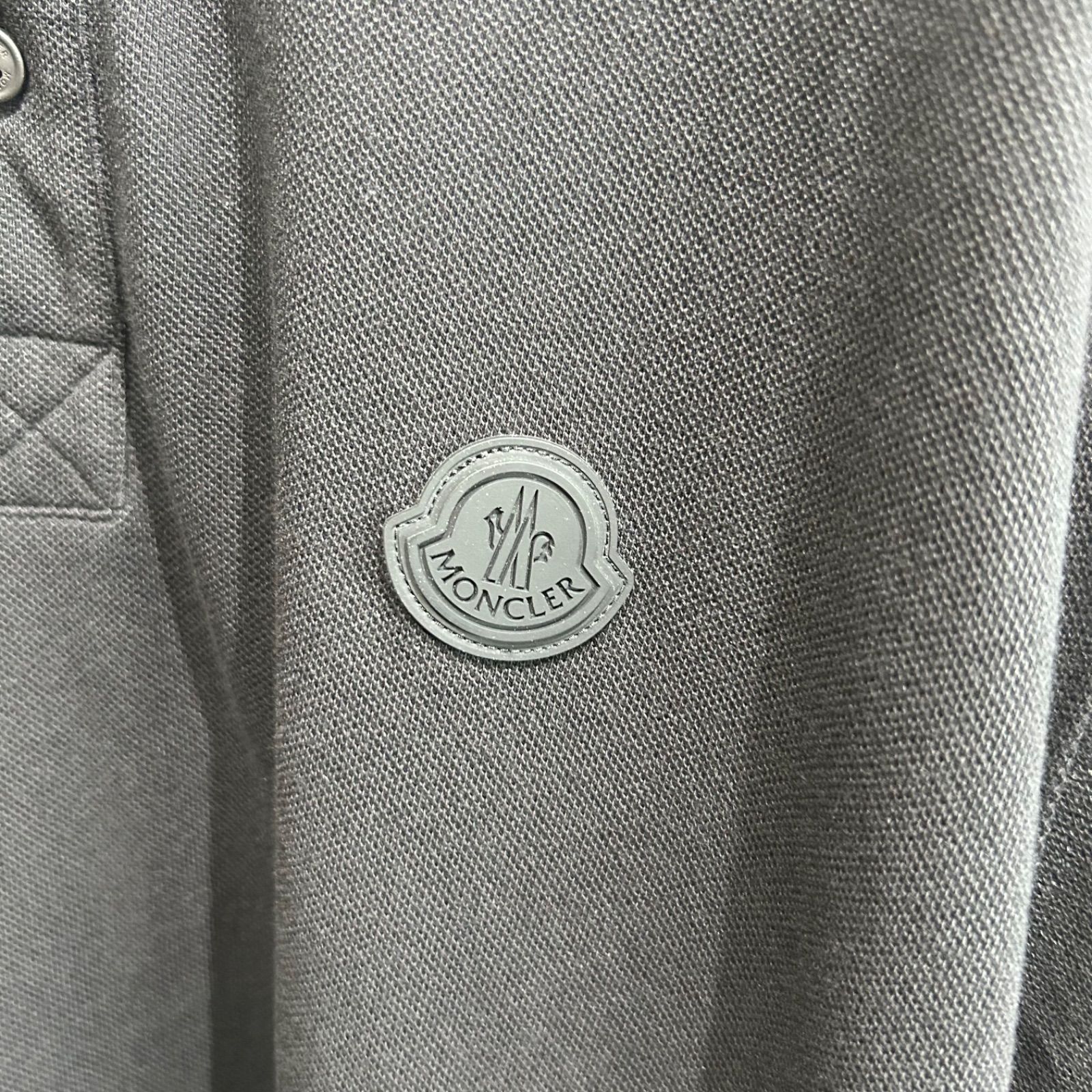 レア】 MONCLER モンクレールラバーワッペン背面レタリング半袖