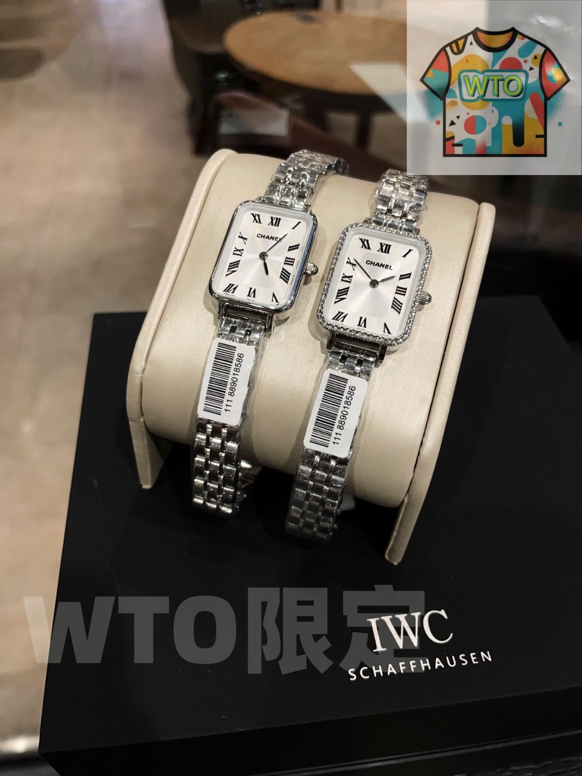 シャネル ケース表面の四角いリングはガラス電気めっきを採用