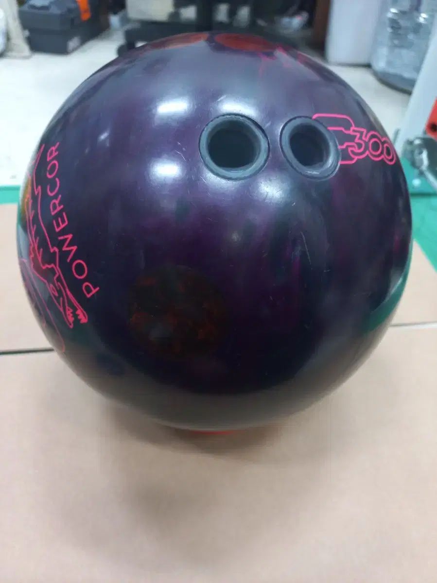  ボーリングボール 15 p トゥーフィンガー クダ パワーコア ボウリング スポーツ