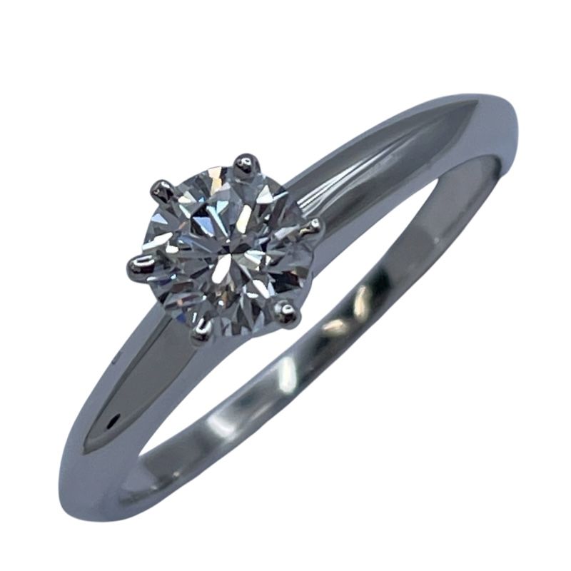 ティファニー TIFFANY&CO クラシックソリティアリング プラチナ Pt950 ダイヤモンド ジュエリー
