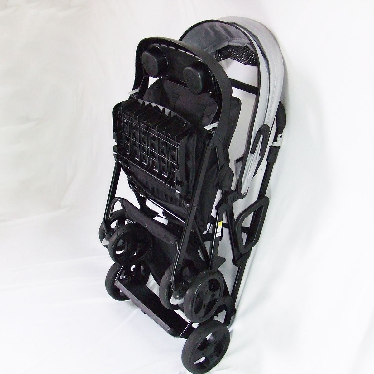 極美品　使用期間短　ベビーカー アミティエ F ネビオ Nebio 二人乗り 極美品＊*Nebio ネビオ アミティエF ブラック 2人乗りベビーカー 極美