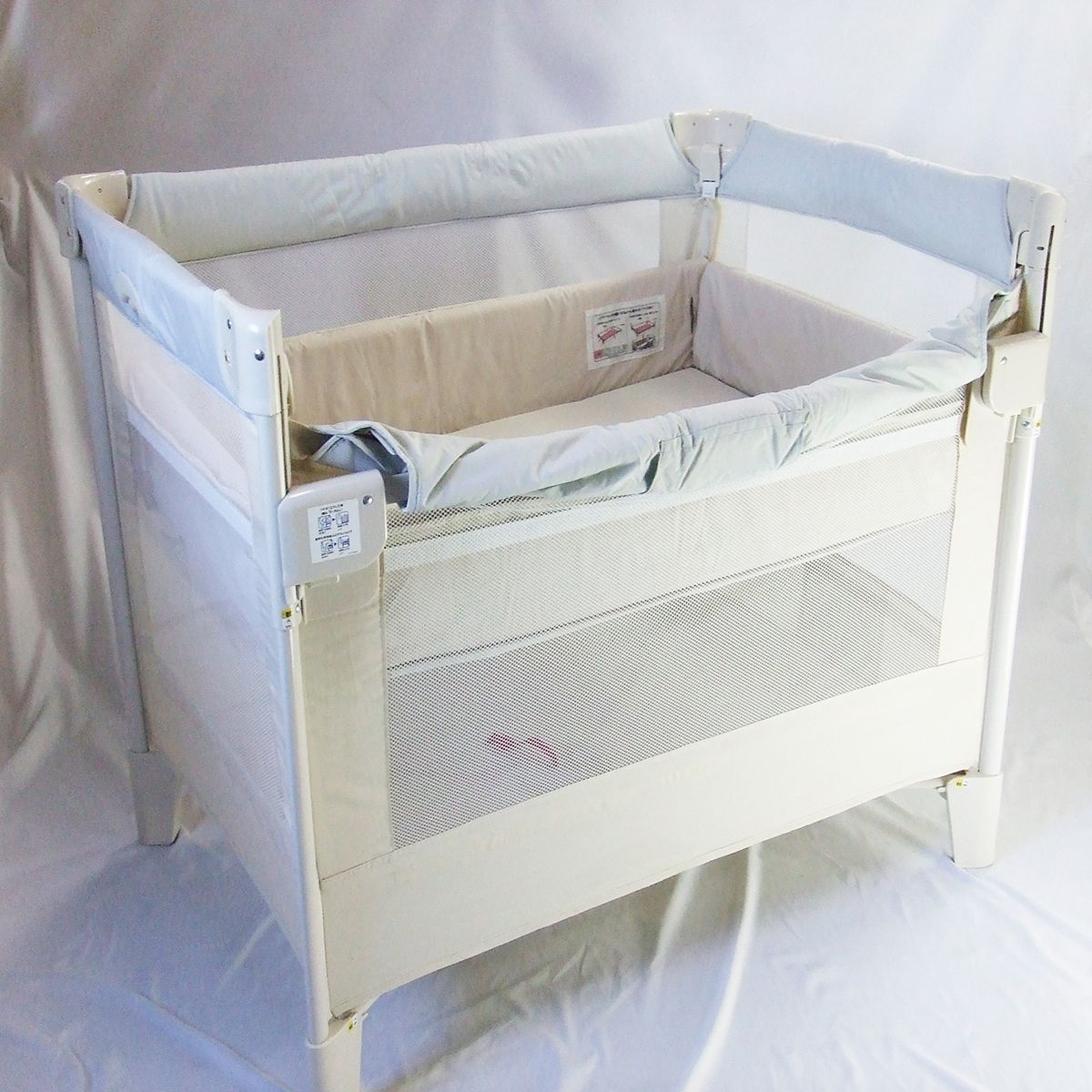 お得っ！厳選中古】美品 ベビーベッド 中古 アップリカ ココネルエアー