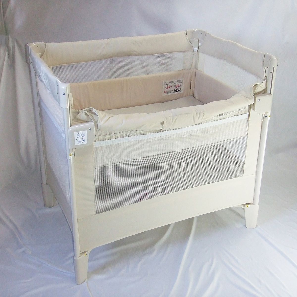 お得っ！厳選】綺麗 ベビーベッド アップリカ ココネルエアー aprica