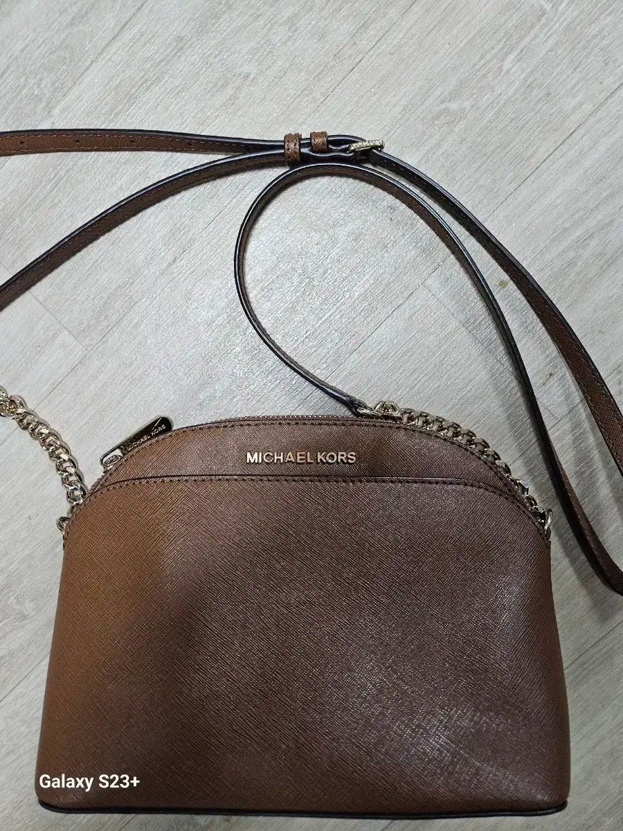 MICHAEL KORS ブラウン ボディバッグ 新品 マイケルコース