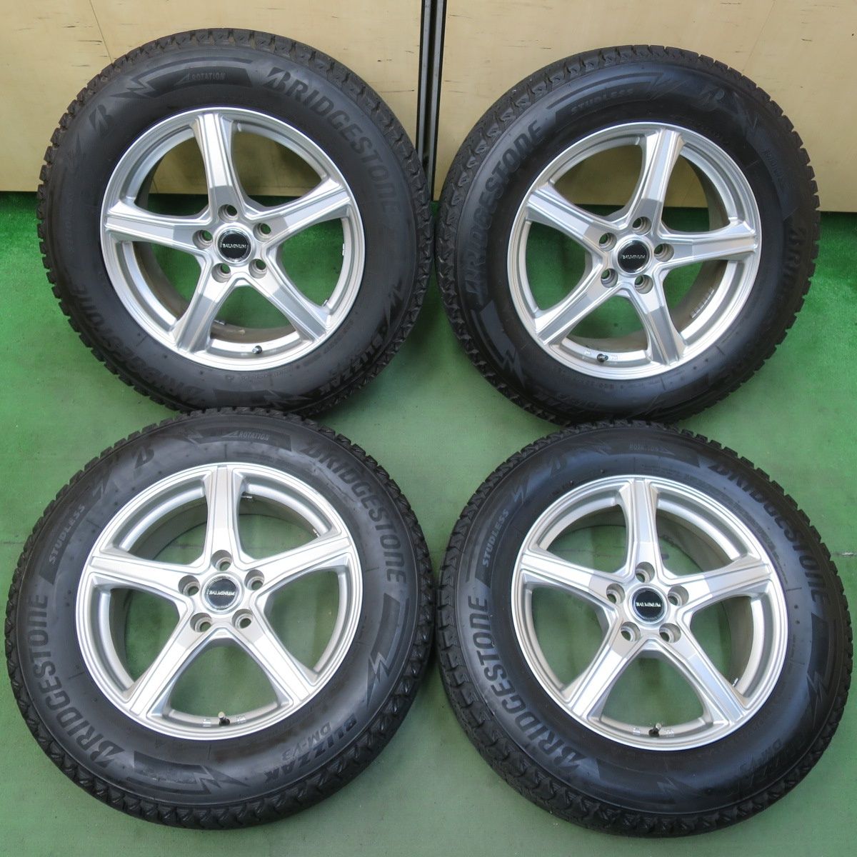バリ溝！21年！キレイ！9分☆スタッドレス 225/65R17 ブリヂストン 