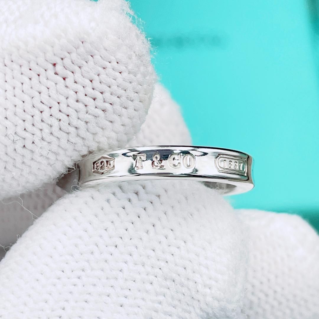 ピアス スモール