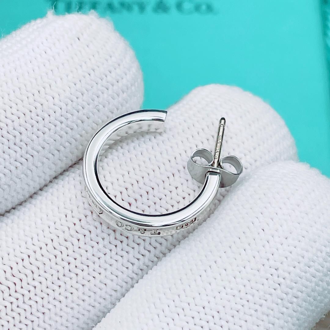 ◇ティファニー◇新品仕上済 Tiffany&Co. 1837 ナロー ピアス スモール