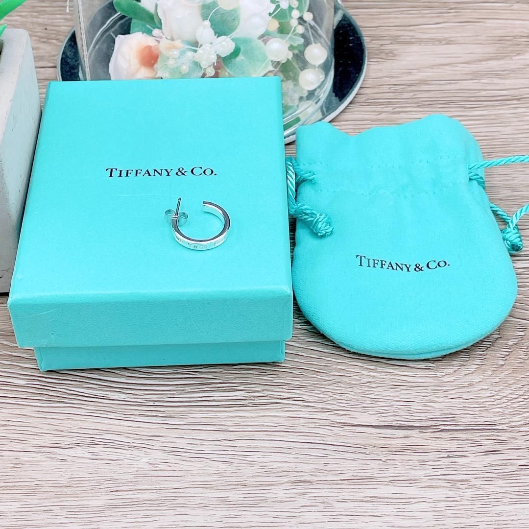 ◇ティファニー◇新品仕上済 Tiffany&Co. 1837 ナロー ピアス スモール