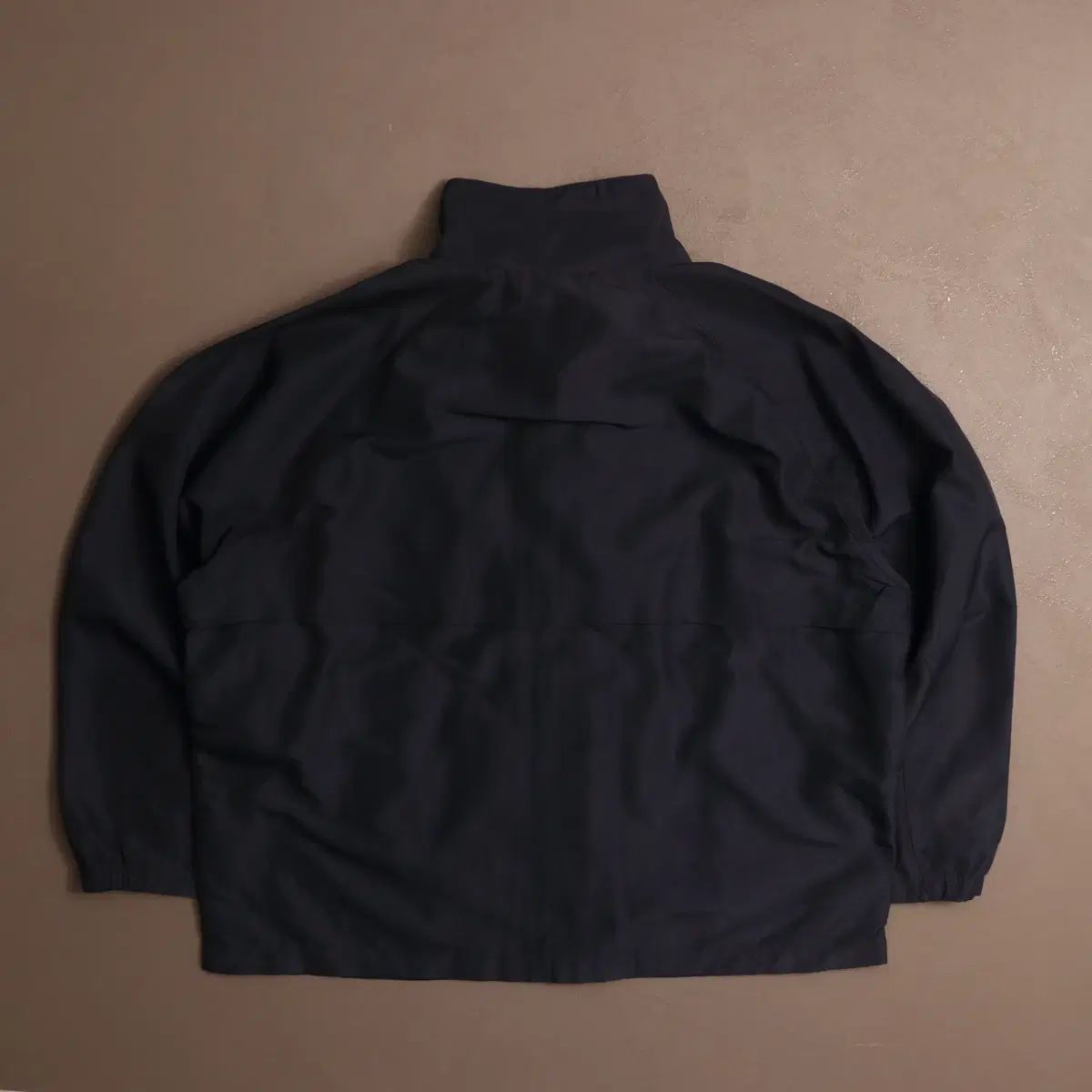 ウィンドブレーカー