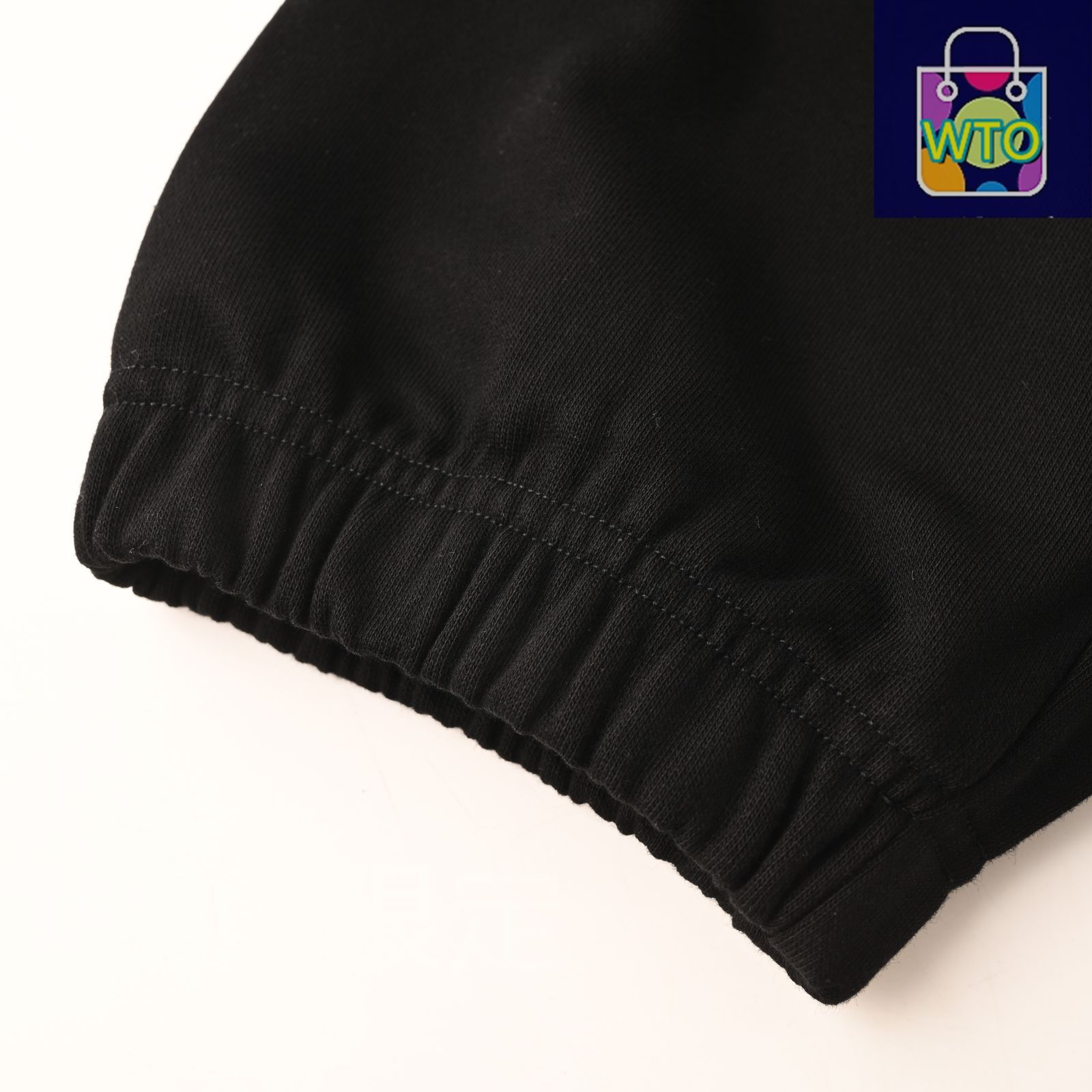 輸入機刺繍 パンツ後部ポケット