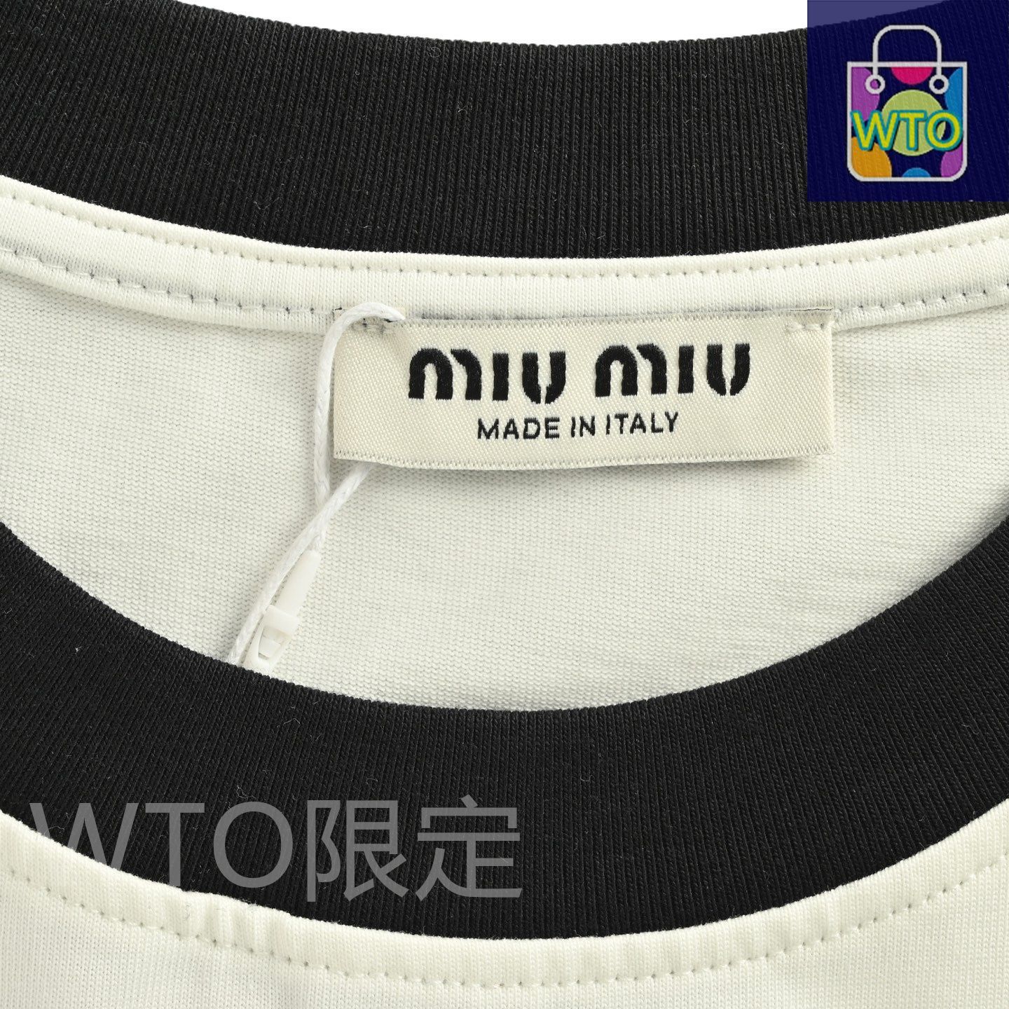  今日 Miumiu ミウミウ 胸元クラシックレター黒襟ロングスリーブ カスタム素材 ソロナ素材配合アウター トップス トップス バレエ