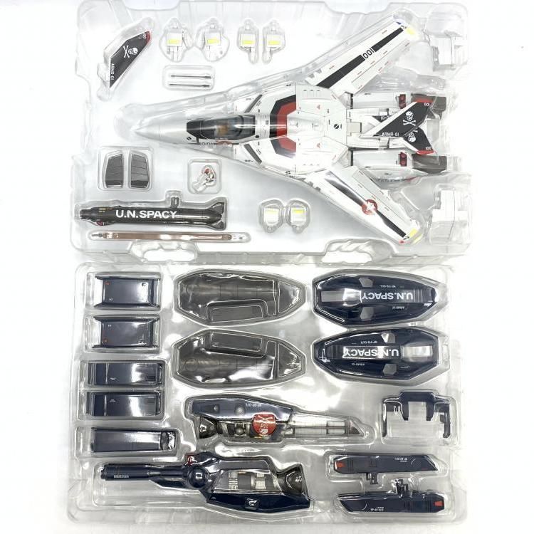 中古】DX超合金 劇場版 VF-1S ストライクバルキリー (一条輝機