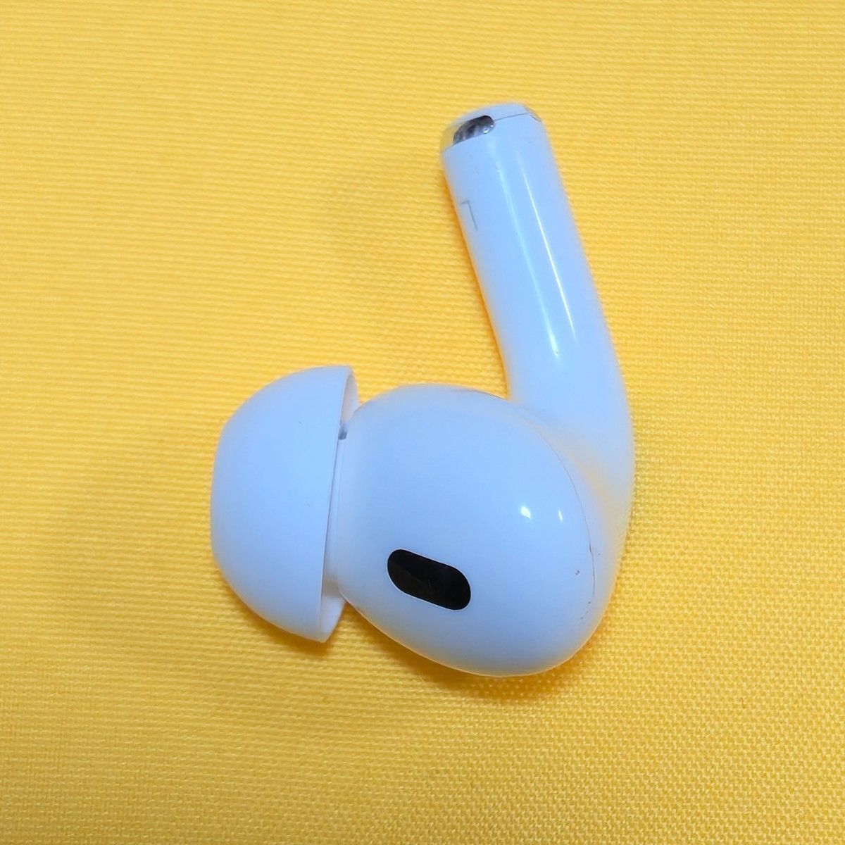 AirPods pro 第2世代 左耳 Lightning A2699 - メルカリ