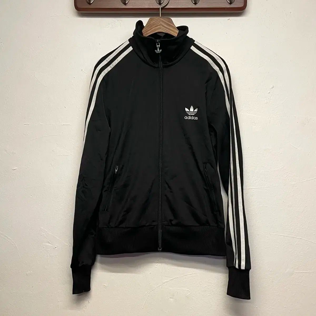 アディダス SuperStar トラックジャージ ブラック ジャージ ジャケット