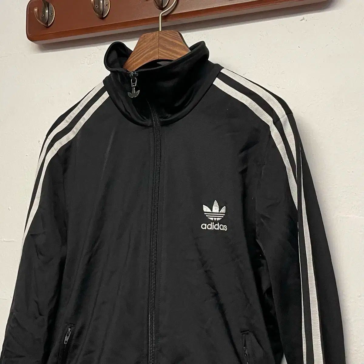 アディダス SuperStar トラックジャージ ブラック ジャージ ジャケット