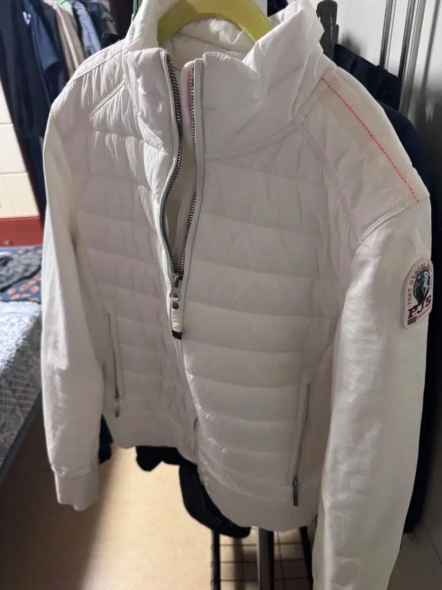 PARAJUMPERS 白軽量ダウン S